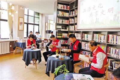 蘭州市人大常委會機(jī)關(guān)黨員開展進(jìn)社區(qū)共駐共建暨新時代文明實踐志愿服務(wù)示范活動