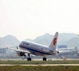 蘭州中川機(jī)場推出免費寄存冬衣服務(wù)
