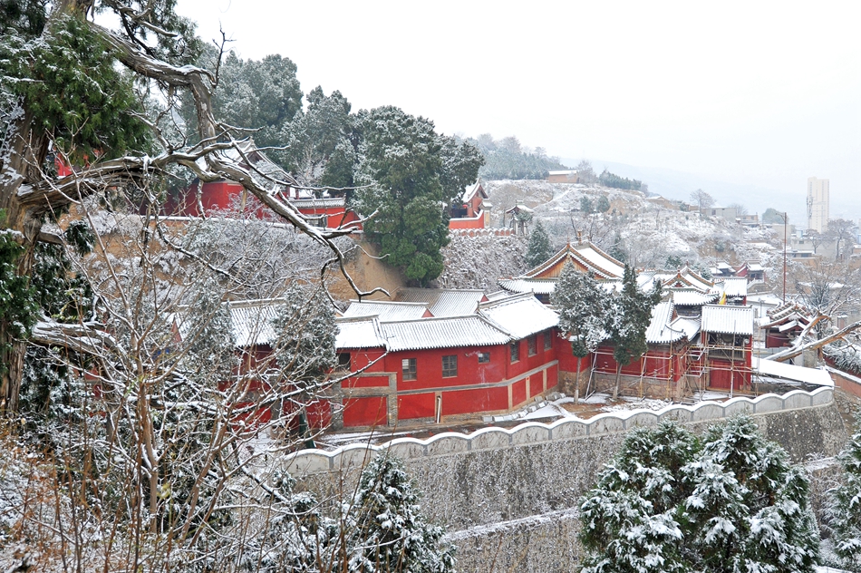 雪后的天水玉泉觀，仿佛回到了古秦州