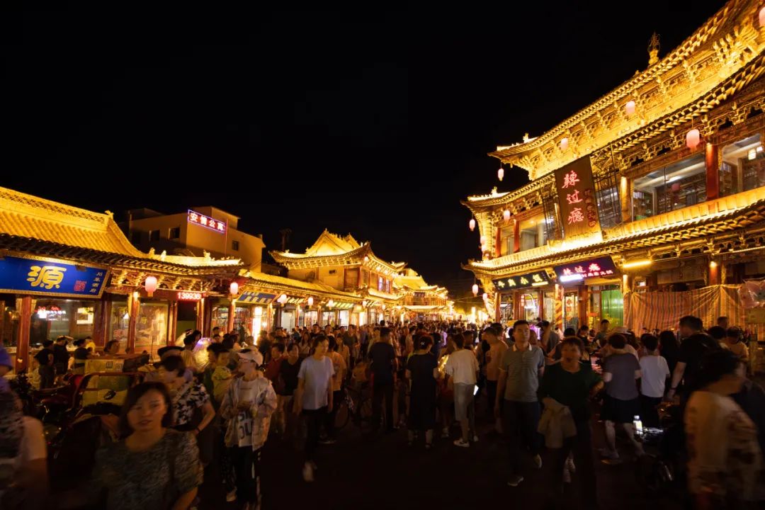 古風(fēng)、華美、浪漫、美味……現(xiàn)實版“清明上河圖”，就在這里！