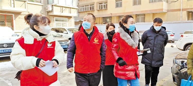 【新春走基層】解決雞毛蒜皮 感受社區(qū)“微幸?！?>
        </a><em>【新春走基層】解決雞毛蒜皮 感受社區(qū)“微幸?！?/em></li>
    <li><a  target=