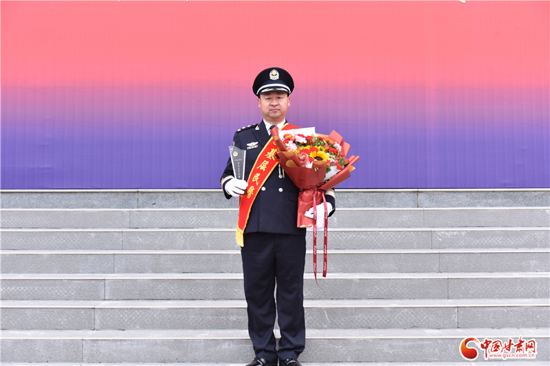 一心為民 熱血丹心守平安
